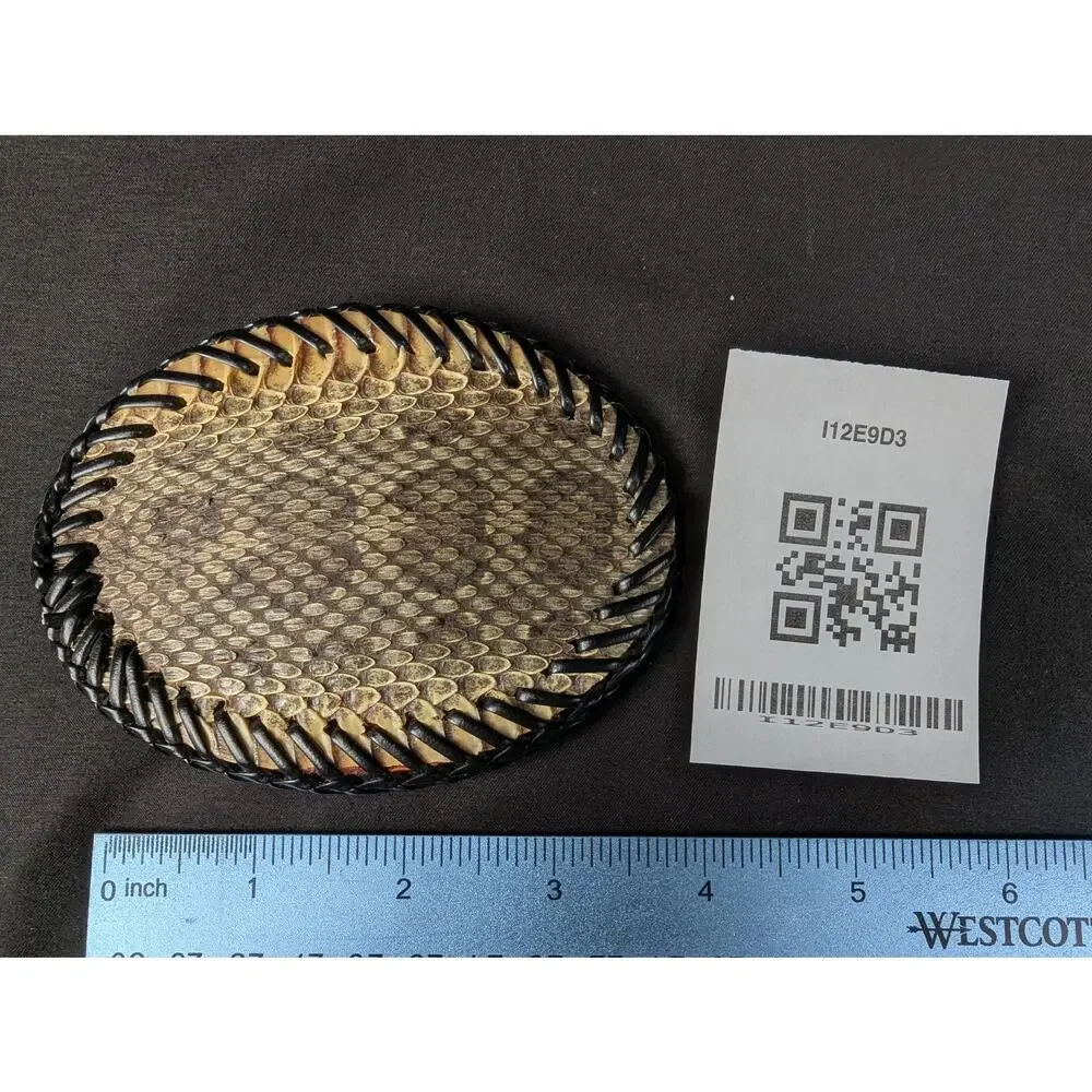 Unbranded vintage oval